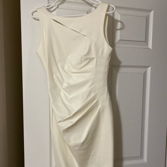 Knee-length formal dress - Picture 1 of 4
